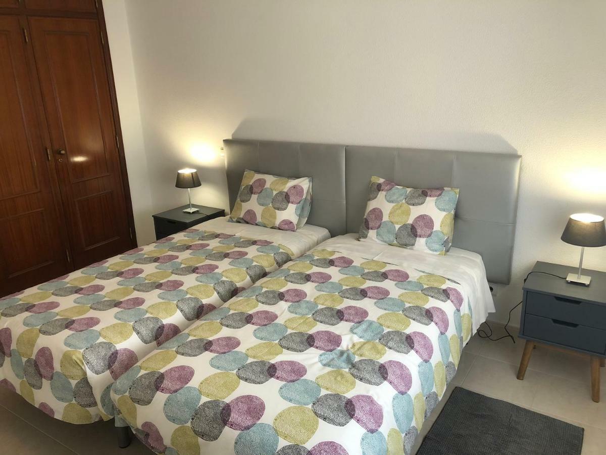 Olinda'S 2 Bedroom Apartment ラゴス エクステリア 写真